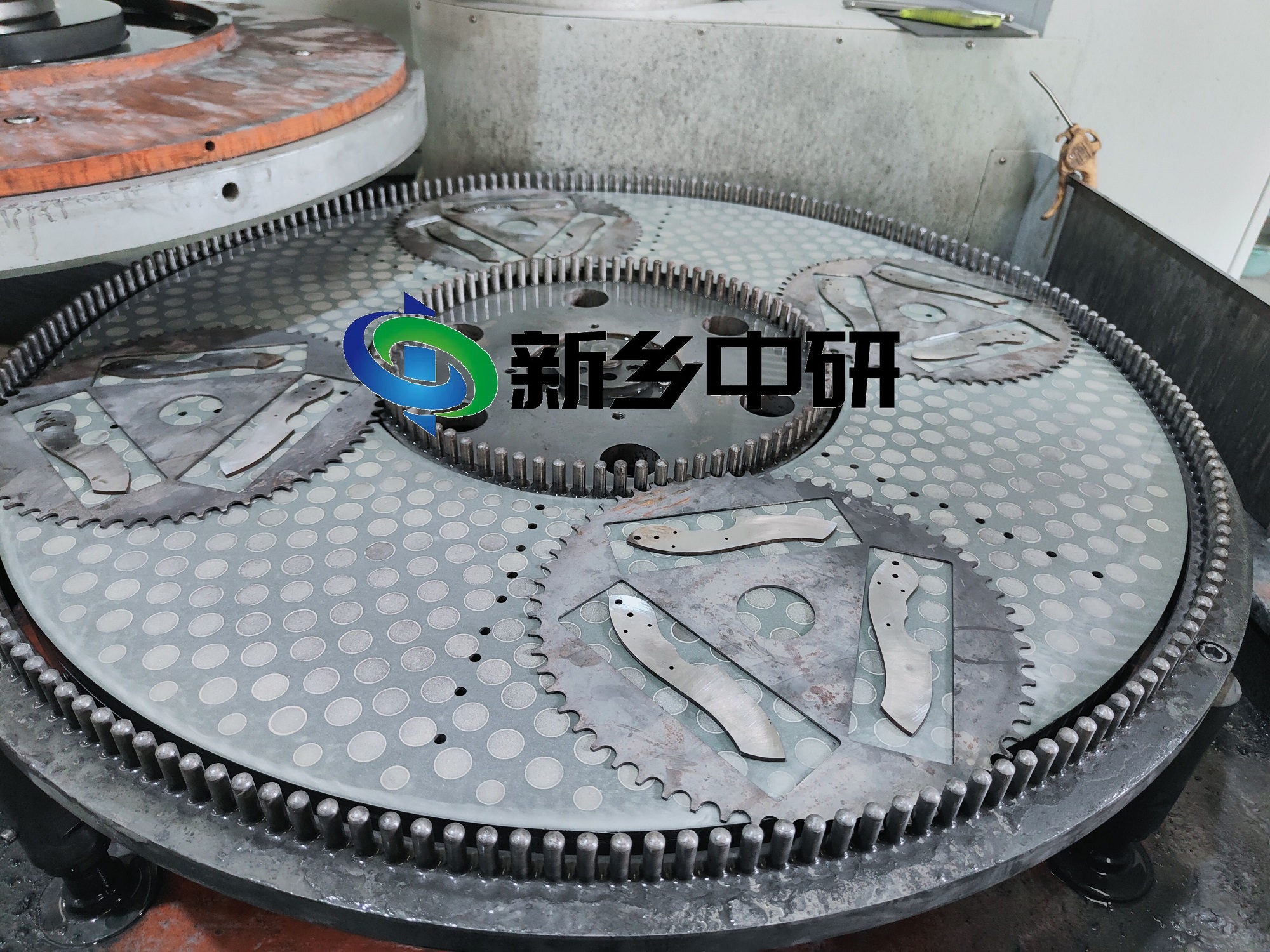 雙面研磨機(jī) 鈦合金工件研磨拋光 金剛石砂輪 數(shù)控操作